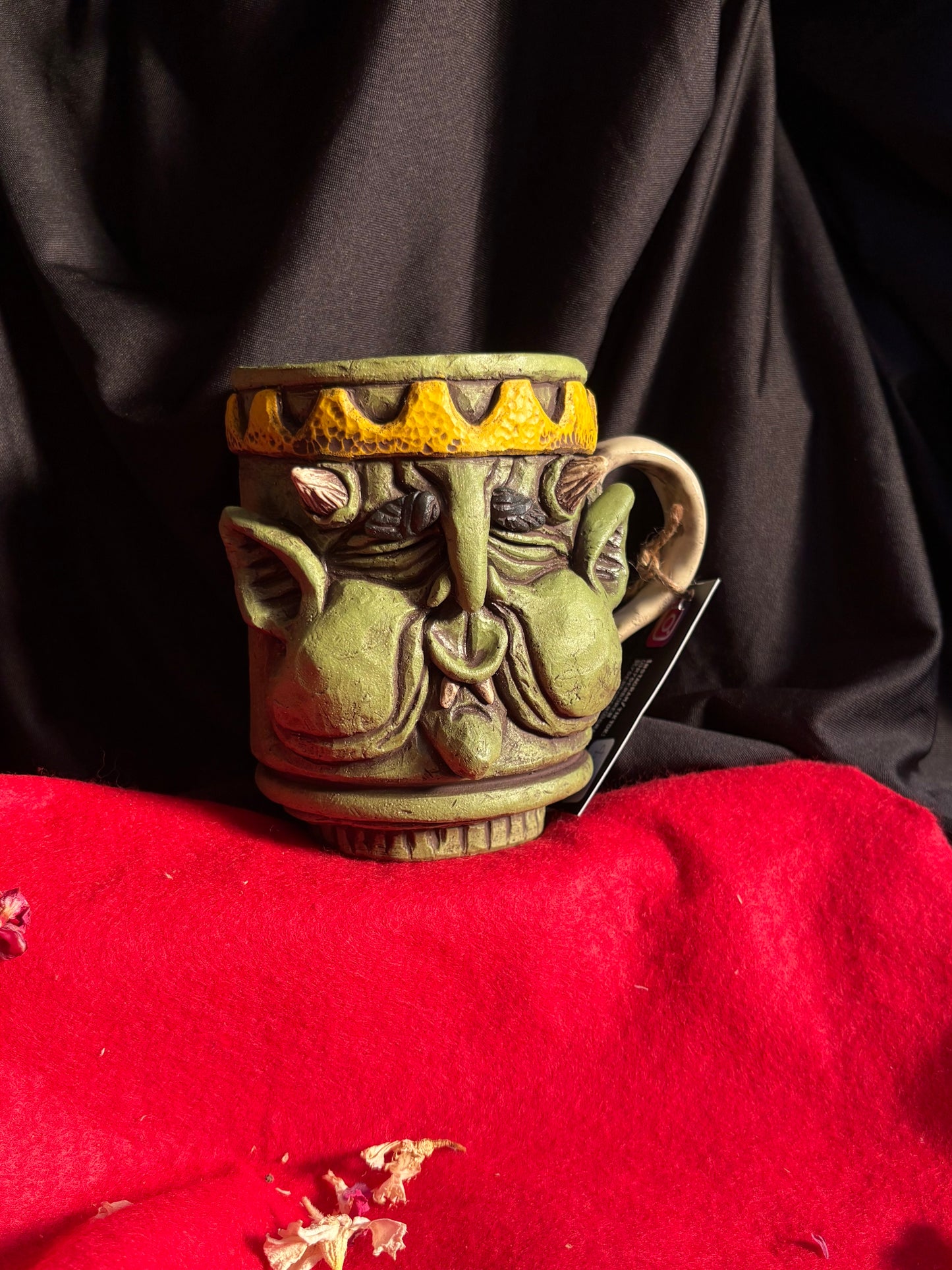 King of cheeks mug