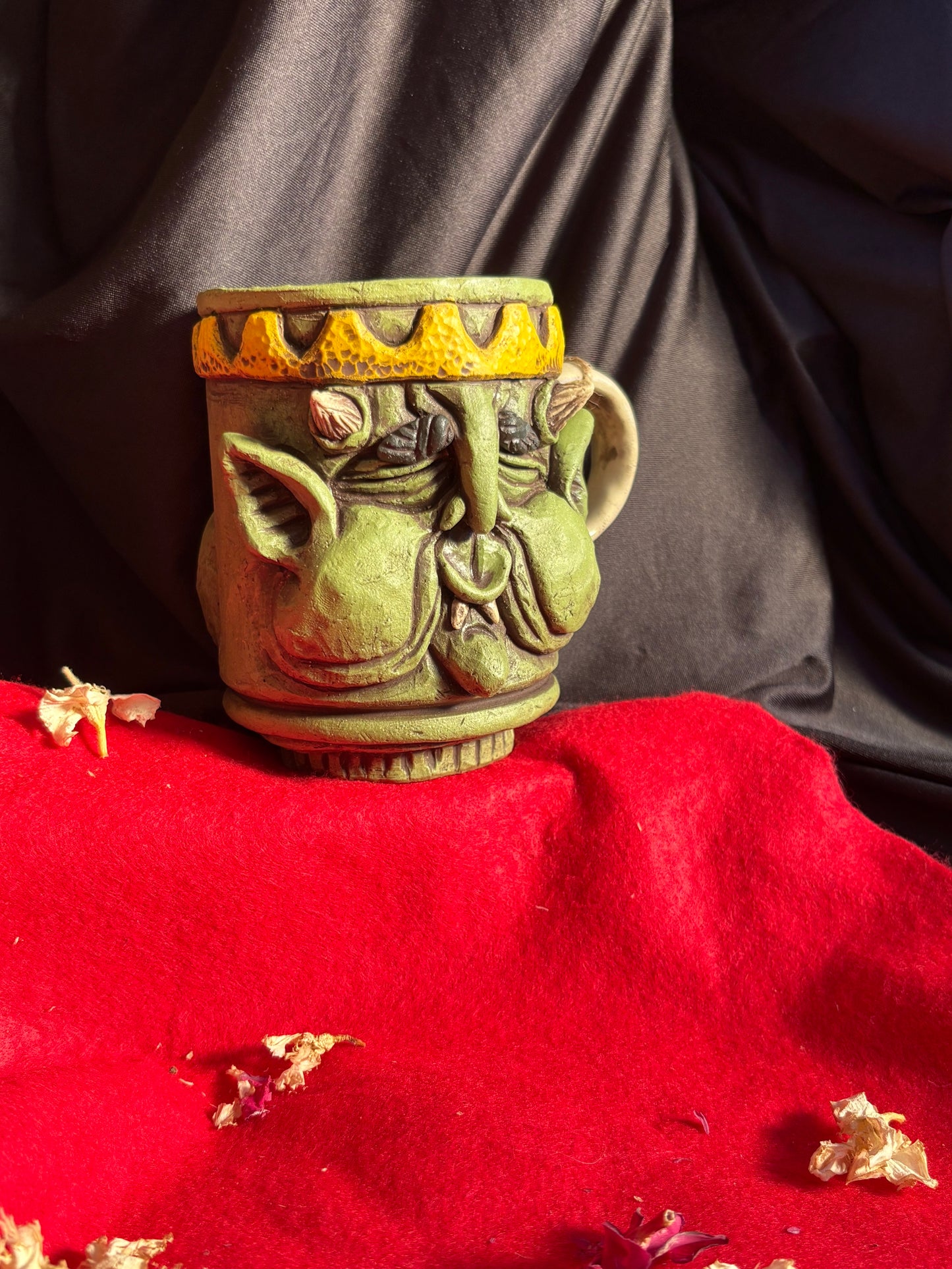 King of cheeks mug